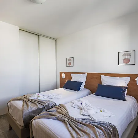 Sejours & Affaires Marie Curie Aparthotel Grenoble