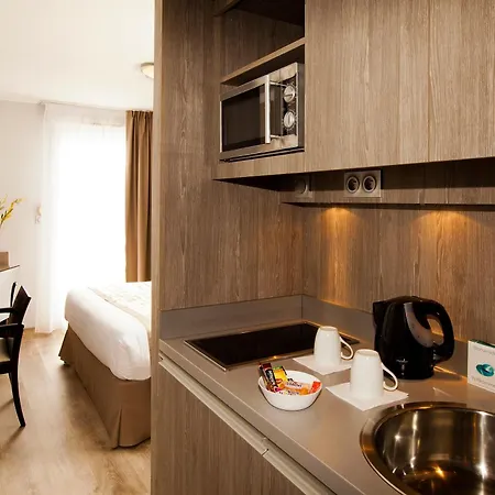 公寓式酒店 塞祖尔阿菲尔格勒诺布尔马里库里酒店