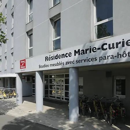 Sejours & Affaires Marie Curie Aparthotel Grenoble